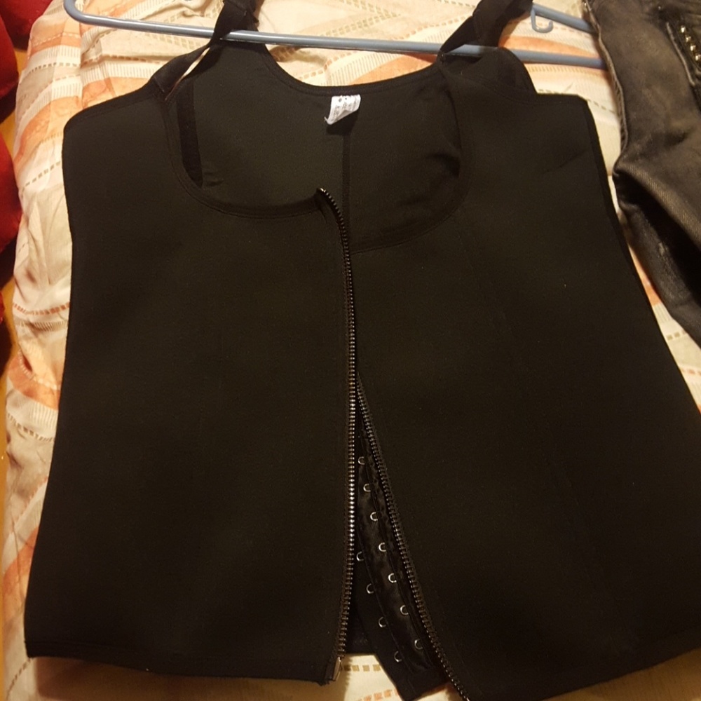 Black waist trainer